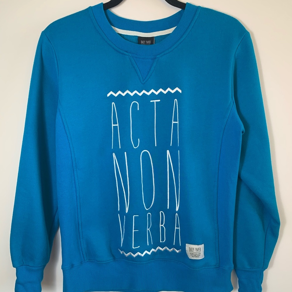 Turquoise crew neck sweatshirt